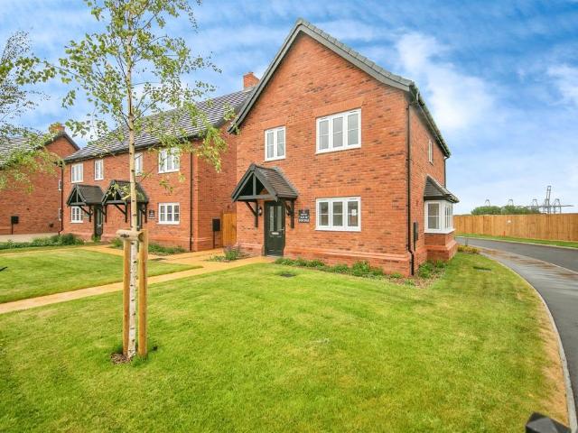 House for sale in Shotley, Chelmondiston