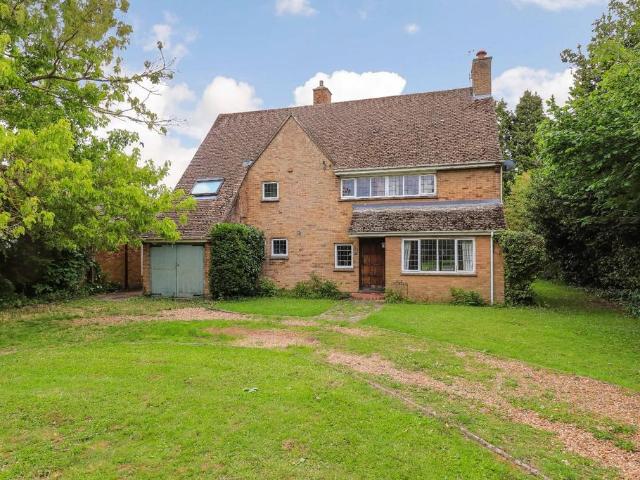 House for sale in Arrington, Cambridgeshire