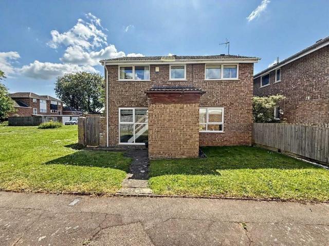 House for sale in Weedon Bec