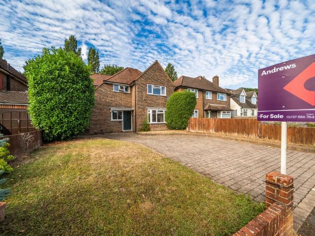 House for sale in Red Hill, Surrey