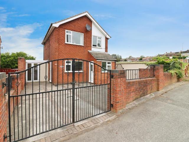 House for sale in Carr Vale, Elmton