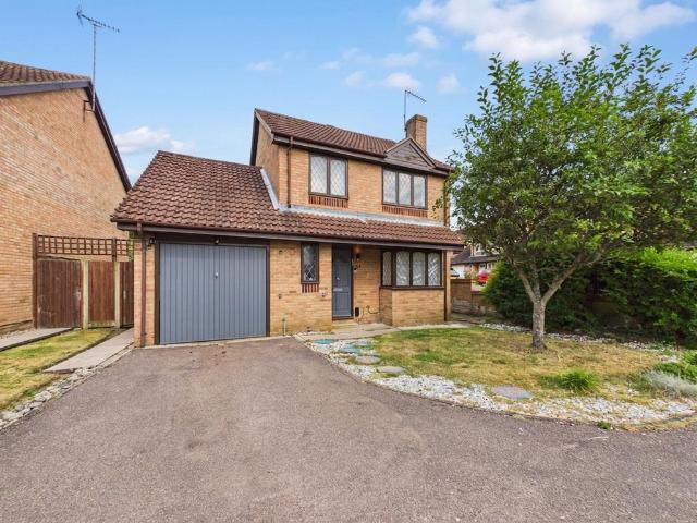 House for sale in Elstree and Borehamwood, Borehamwood