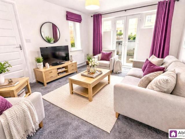 House for sale in Bede Island, Leicester