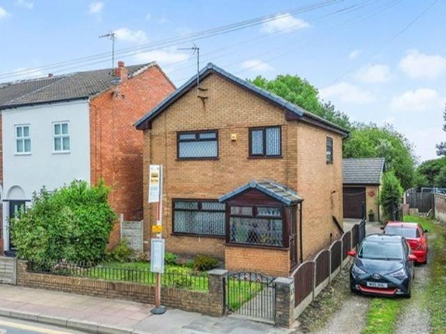 House for sale in Westleigh, Wigan