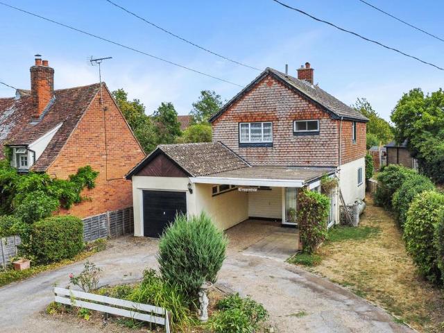 House for sale in Chelmondiston, Suffolk
