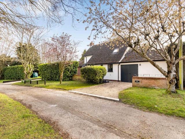 House for sale in Bedingfield, Suffolk