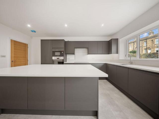 House for sale in Greetland, West Yorkshire