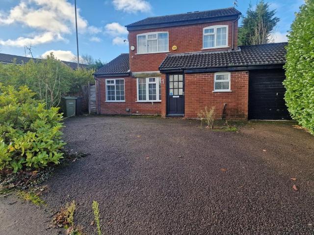 House for sale in Oadby, Leicestershire
