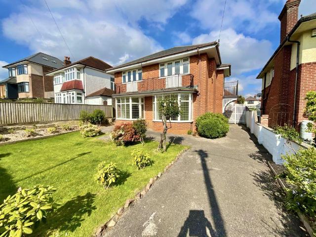 House for sale in Pokesdown, Bournemouth
