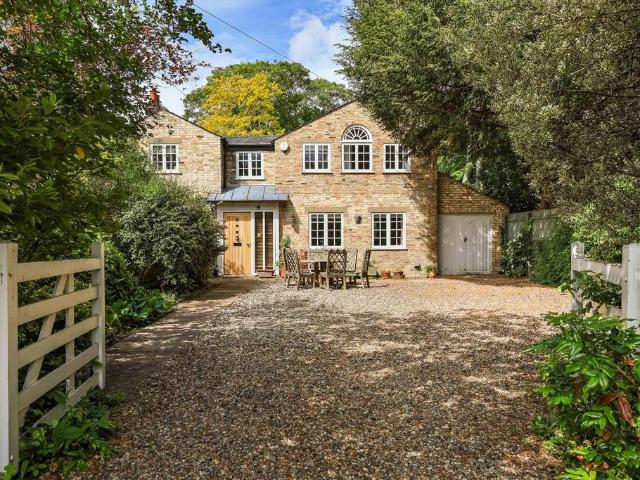 House for sale in Arbury, Cambridgeshire