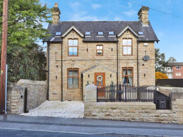 House for sale in Woodhouse, South Yorkshire