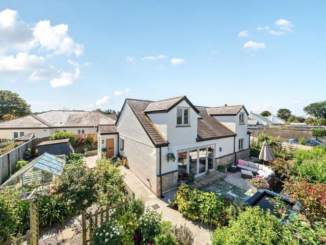 House for sale in Illogan, Cornwall