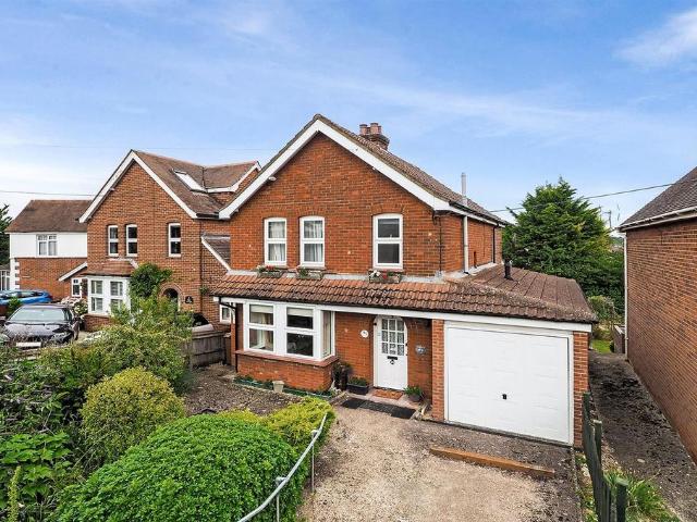 House for sale in Barton Stacey, Hampshire