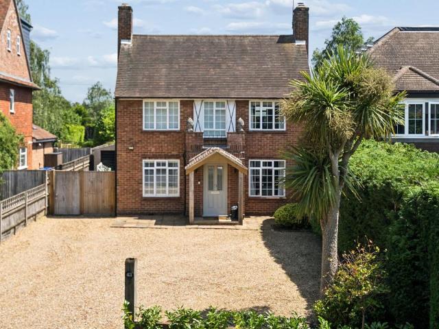 House for sale in Beaconsfield, Penn Bottom