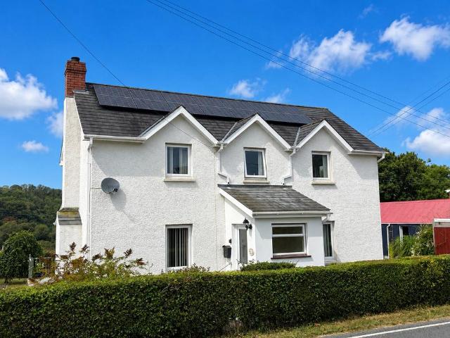 House for sale in Penrhiw-llan, Wales