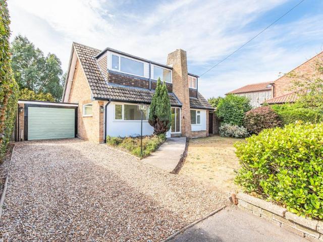 House for sale in Hunstanton, Brookville