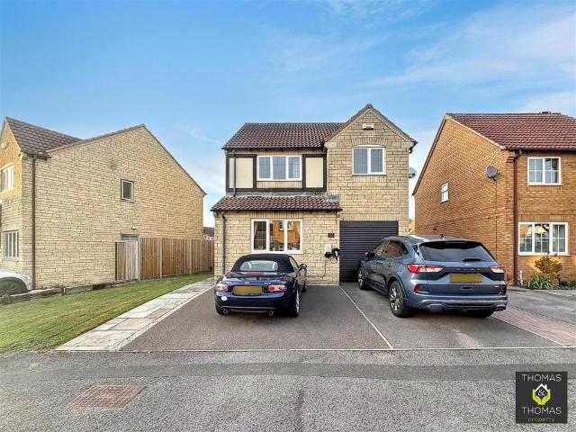House for sale in Kingsway, Gloucester
