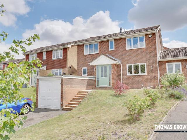 House for sale in Green Street Green, Greater London