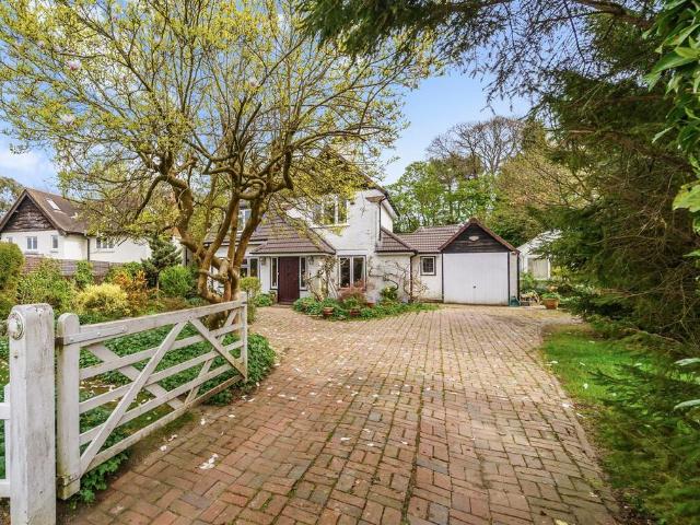 House for sale in Red Hill, Surrey