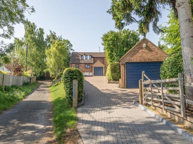 House for sale in Dromore, Oxfordshire
