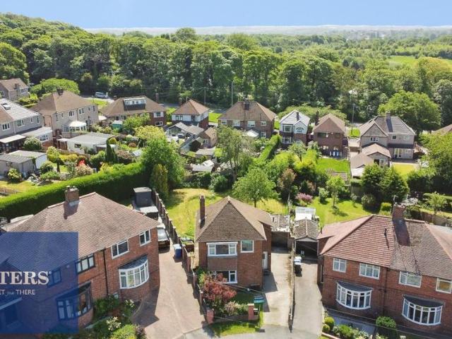 House for sale in Loundsley Green, East Midlands