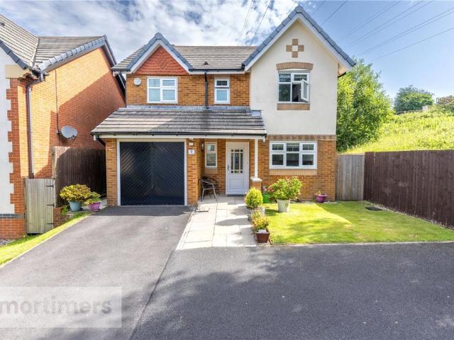 House for sale in Huncoat, Backburn