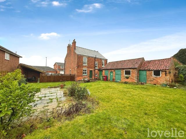 House for sale in East Lound, North Lincolnshire