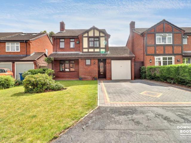 House for sale in Lichfield, Boley Park