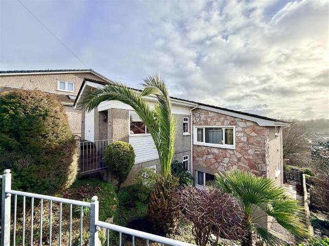 House for sale in Colebrook Village, Mount Wise