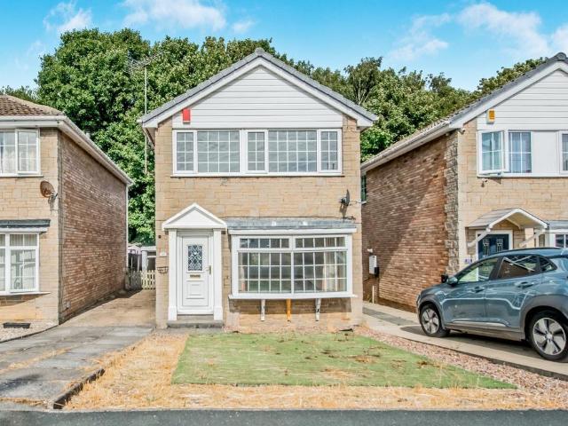 House for sale in Cleckheaton, West Yorkshire