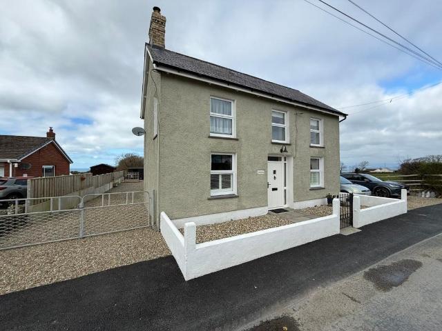 House for sale in New Quay