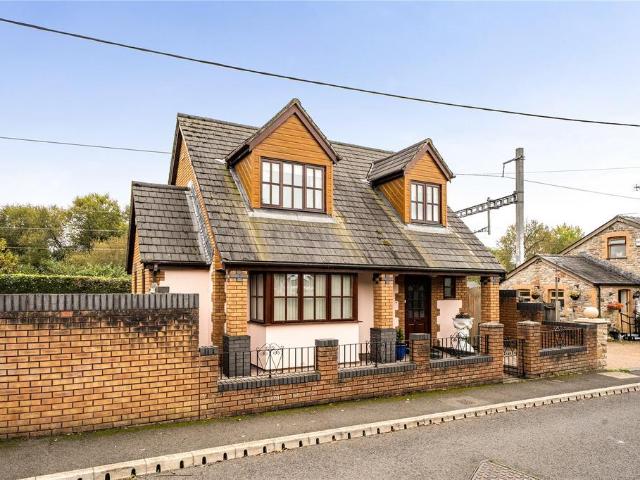 House for sale in Magor with Undy, Magor