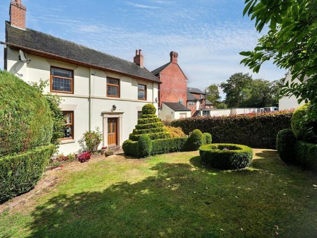 House for sale in Gnosall, Baswich
