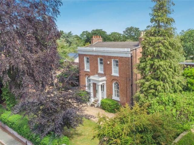 House for sale in Tattenhall, Cheshire