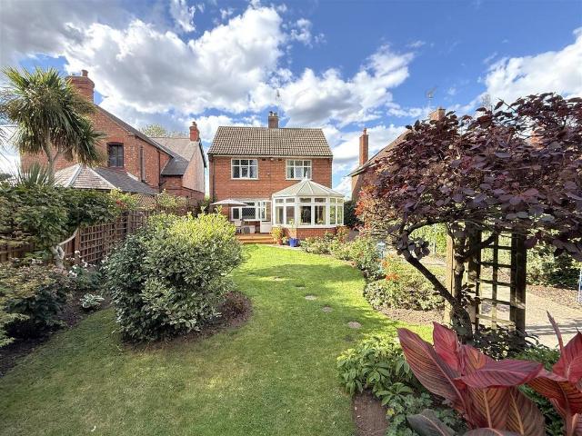 House for sale in Alverton, East Midlands
