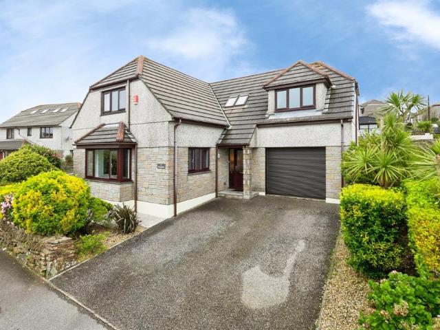 House for sale in Roseworthy, Cornwall