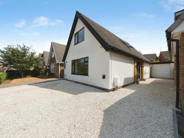 House for sale in Attenborough, East Midlands