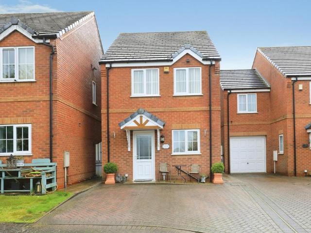 House for sale in Coseley, West Midlands