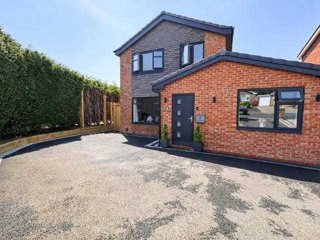 House for sale in Hazel Grove, Greater Manchester