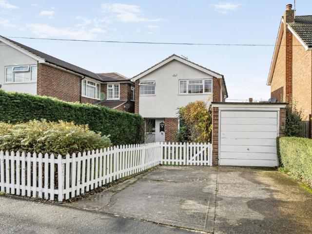 House for sale in Chepping Wycombe, Bourne End