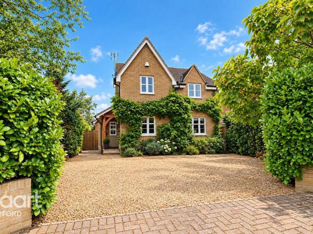 House for sale in Cople, Bedford