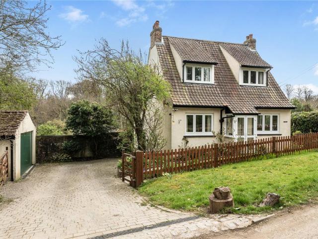 House for sale in Hillview, Surrey