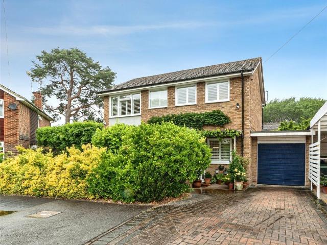 House for sale in Old Dean, Heol-las