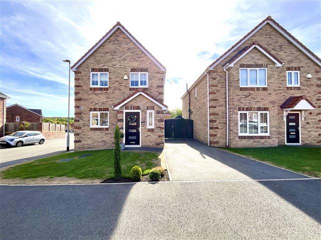 House for sale in Aston cum Aughton, Aston