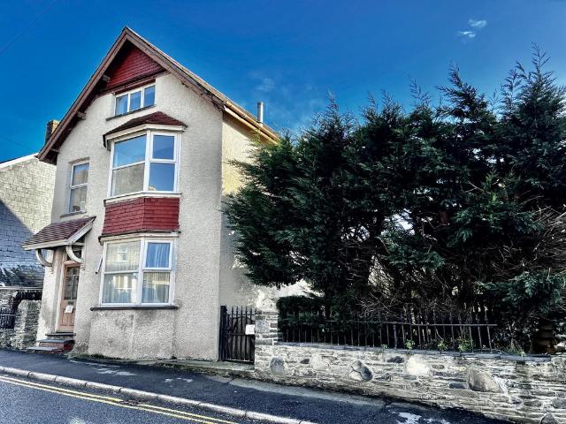 House for sale in Wales