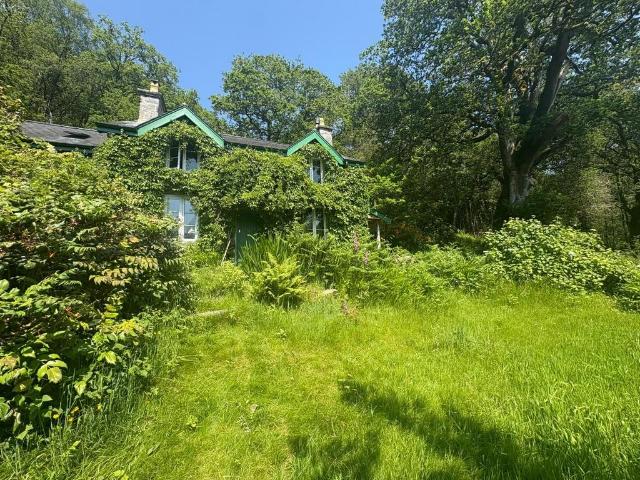 House for sale in Beddgelert, Wales