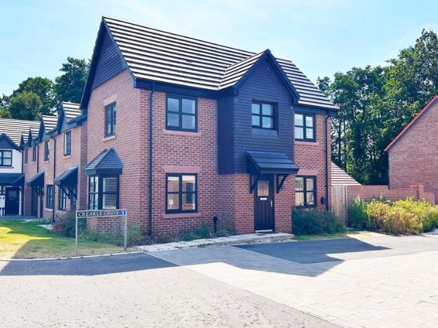 House for sale in Poynton