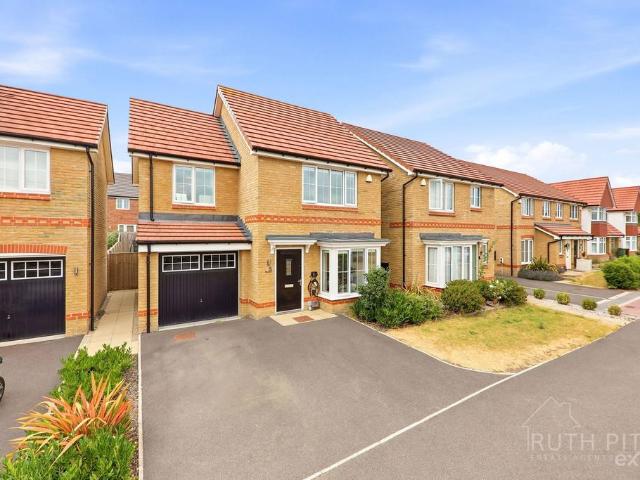 House for sale in City Fields, West Yorkshire