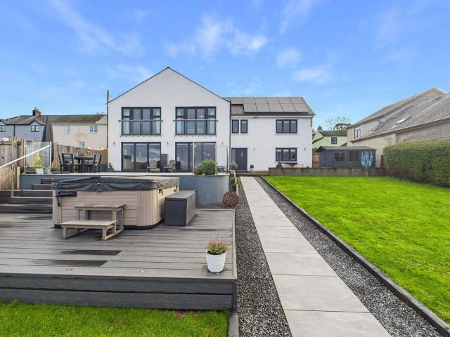 House for sale in Pillowell, Bromsberrow Heath