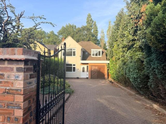 House for sale in Streetly, West Midlands